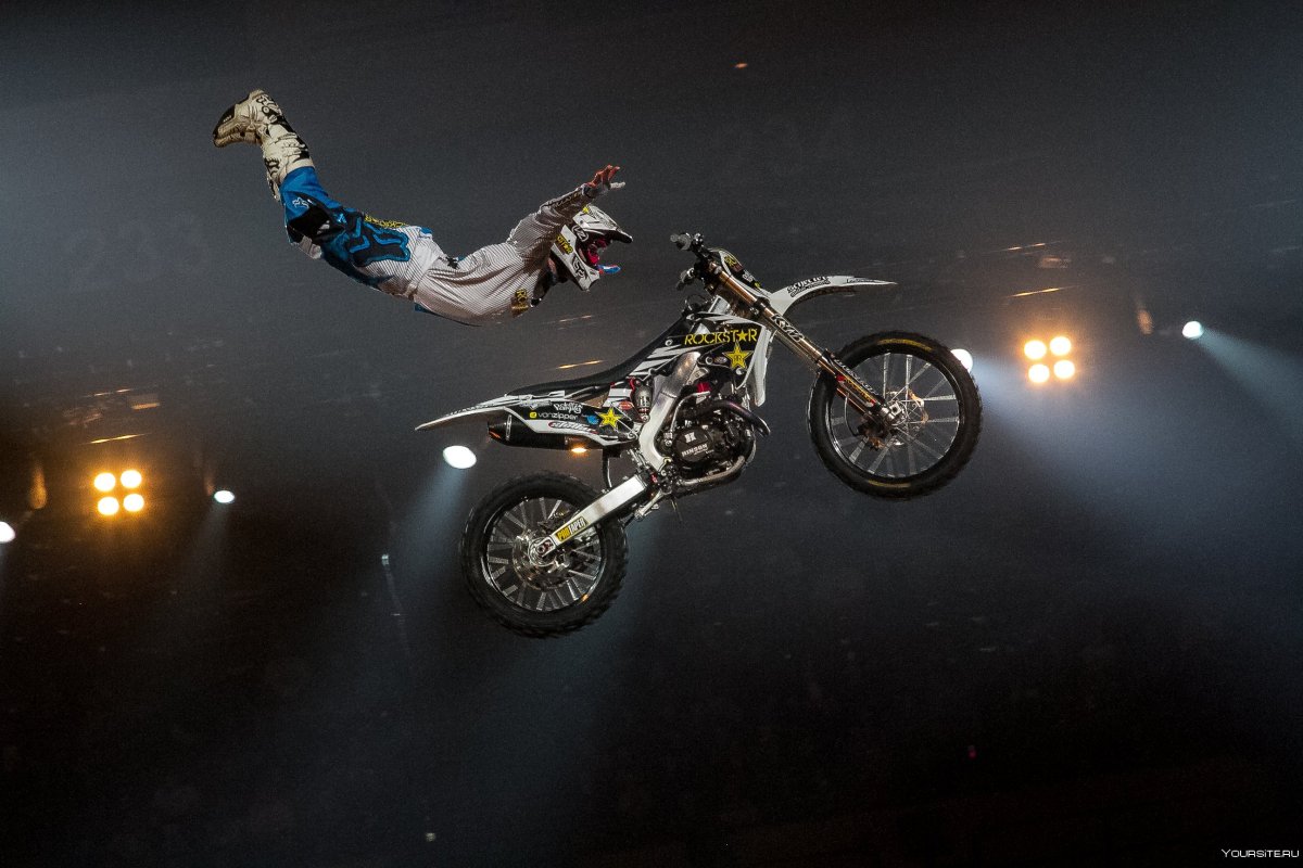 Трюковой мотоцикл