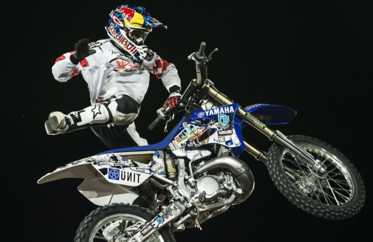 Мотоциклы фристайл Red bull