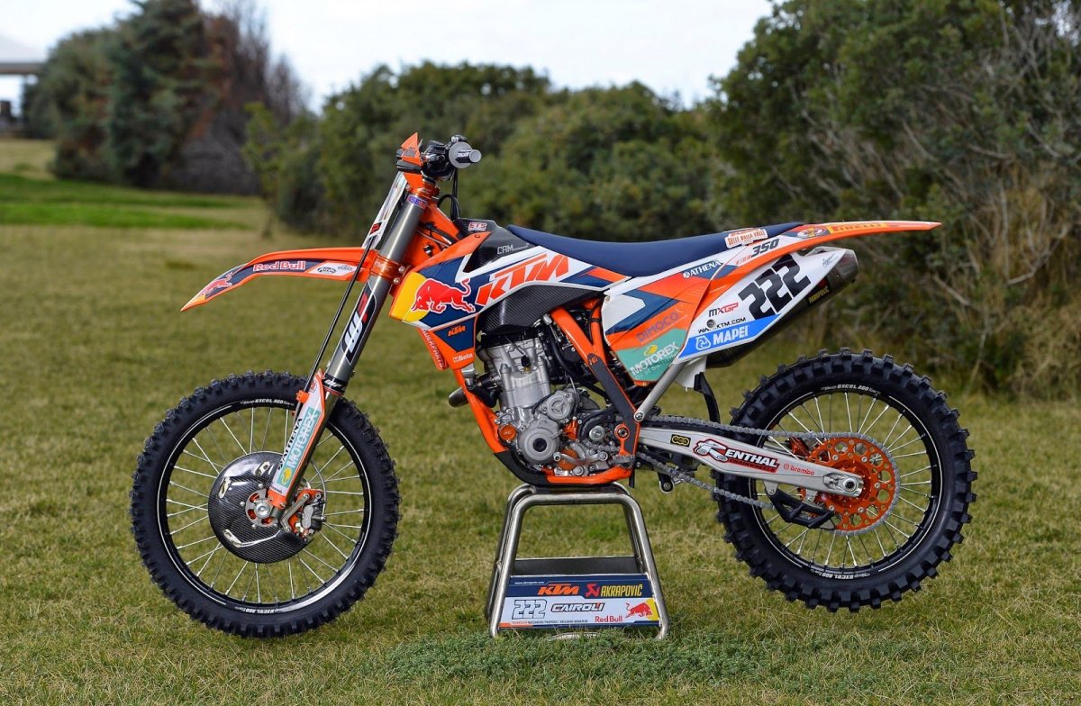 КТМ эндуро Red bull