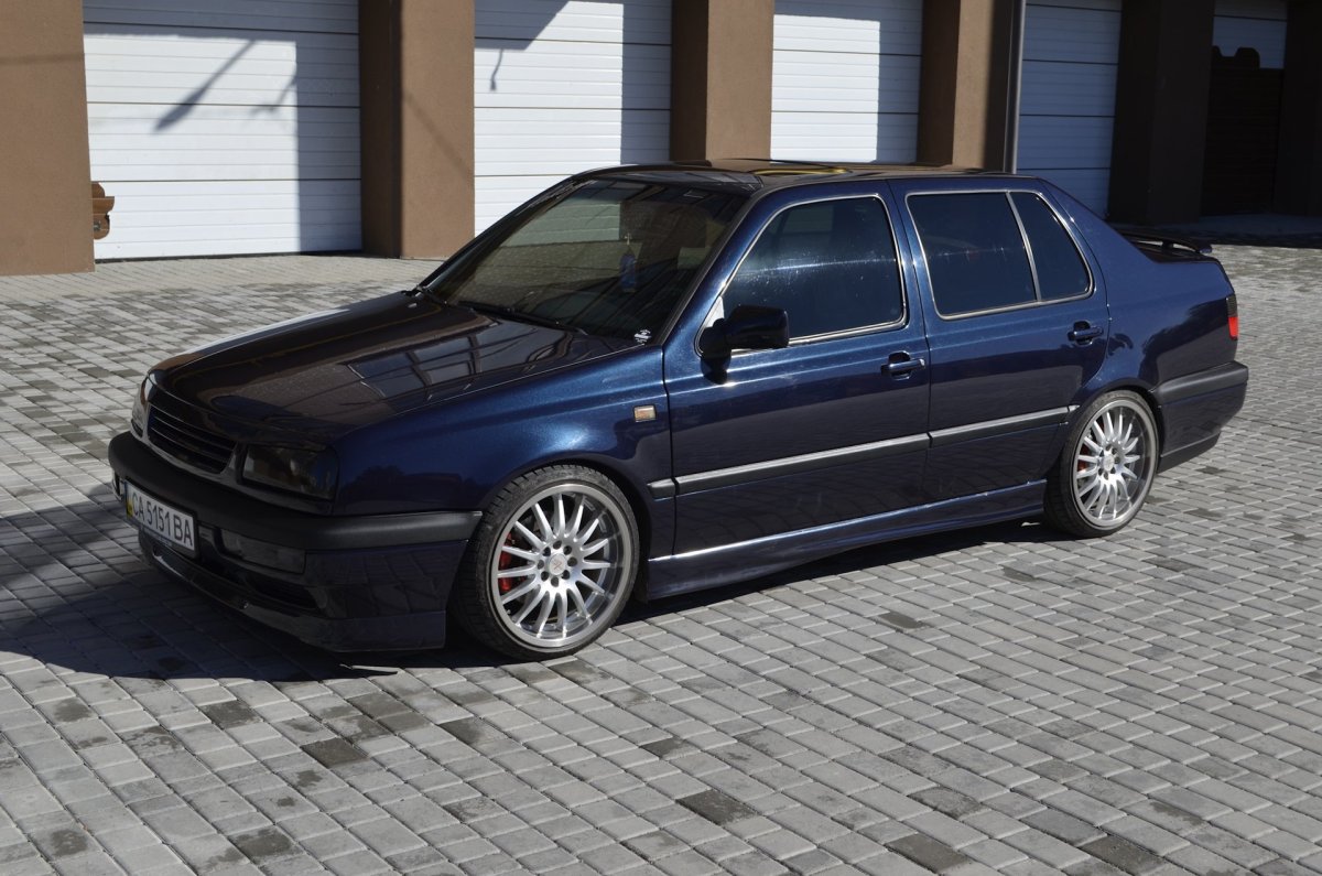 VW Vento колеса r17