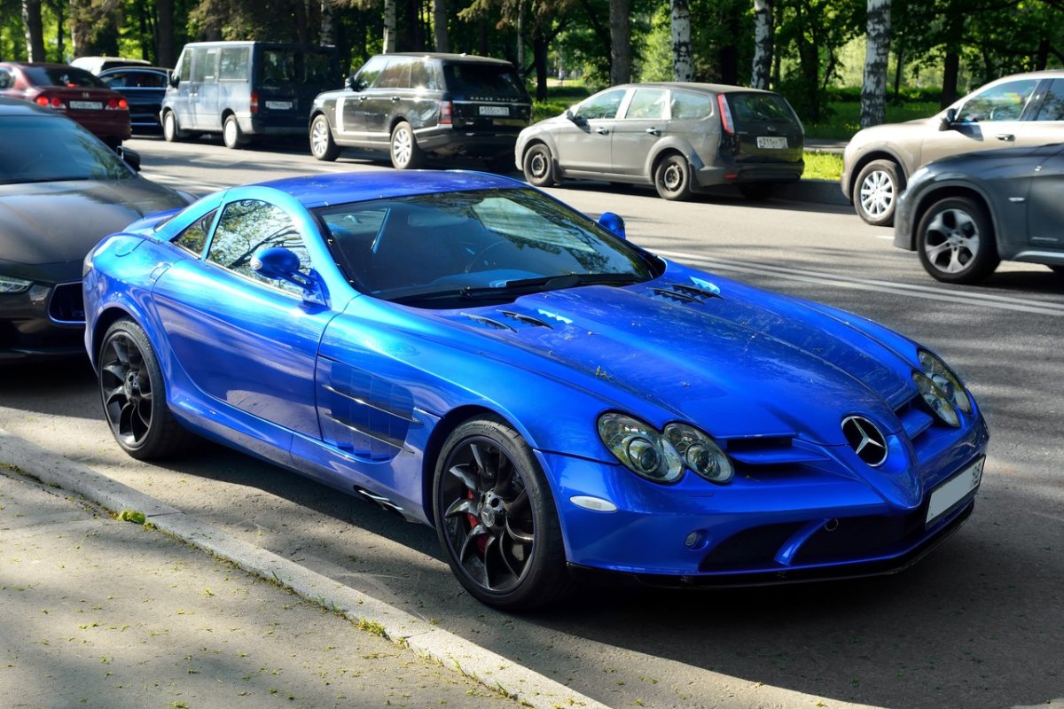 Mercedes SLR MCLAREN Blue