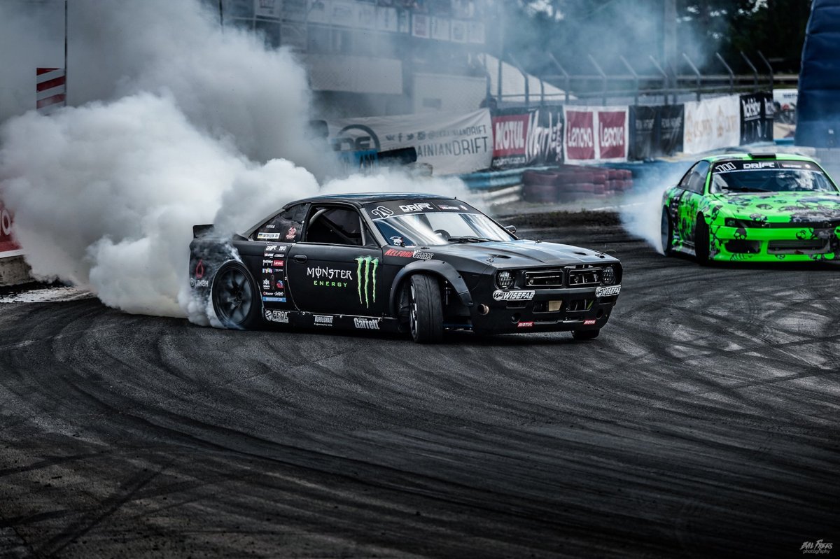 BMW 3 Challenge дрифт