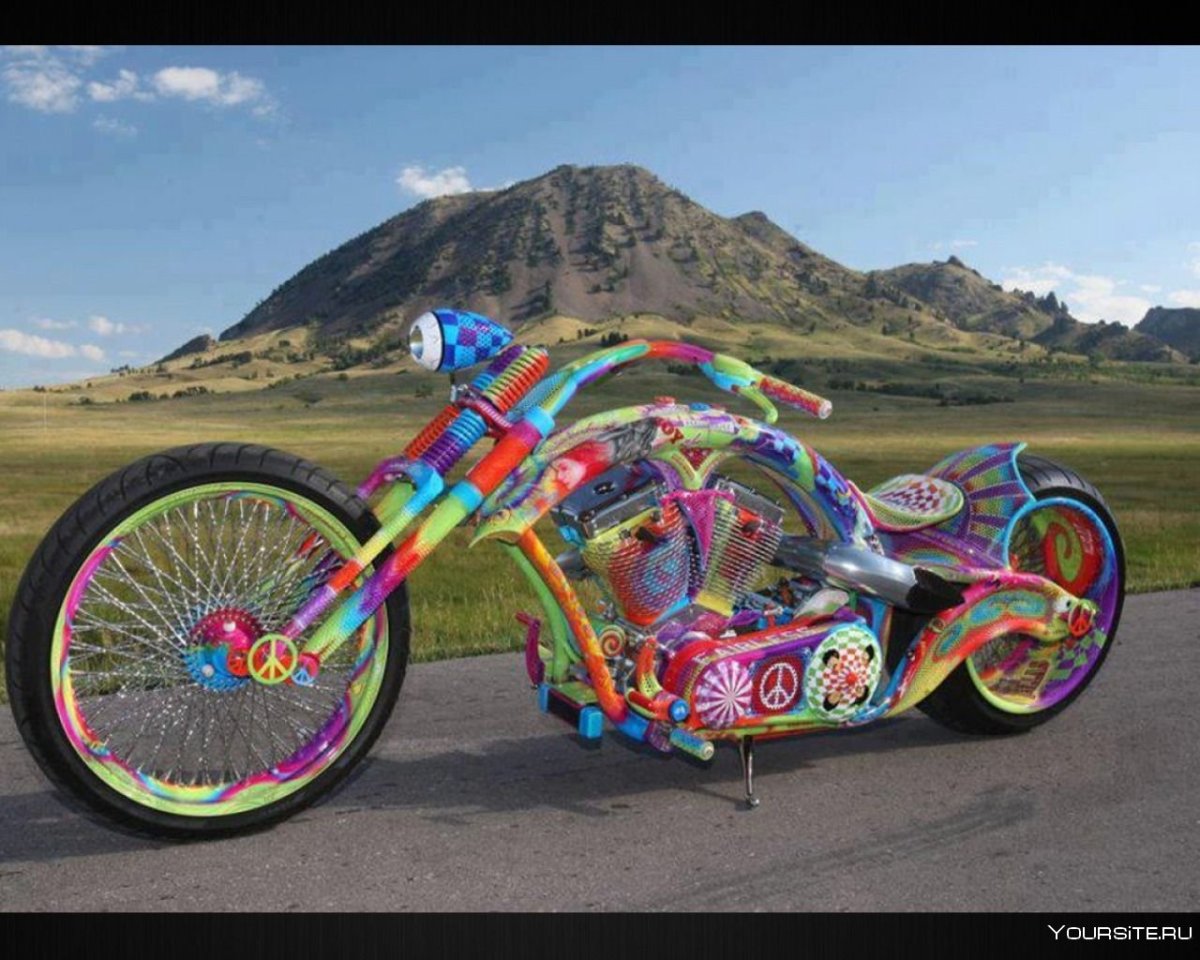 Разноцветный мотоцикл