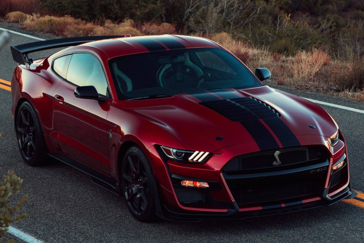 Форд Мустанг Shelby gt 500 2020