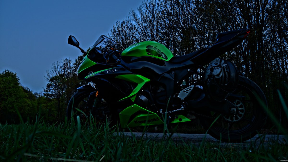 Kawasaki zx6r ночью