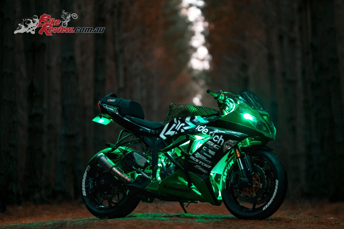 Kawasaki zx636 Ninja стант