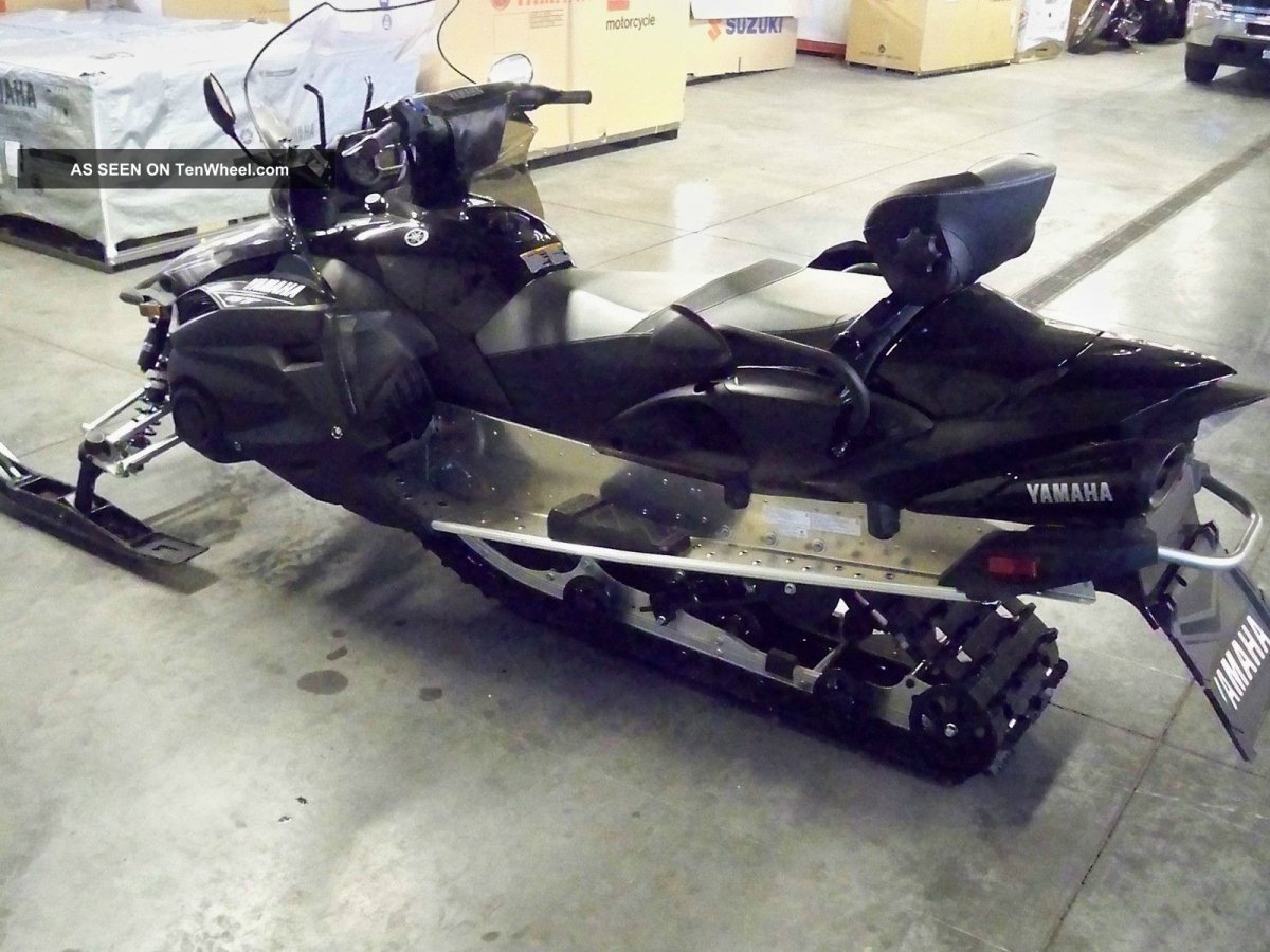 Снегоход Yamaha RS Venture gt 2006
