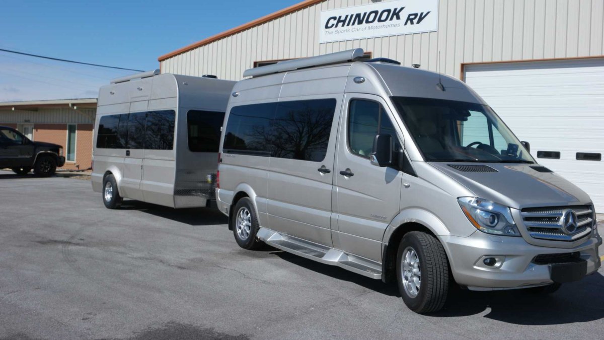 Mercedes-Benz Sprinter прицепы
