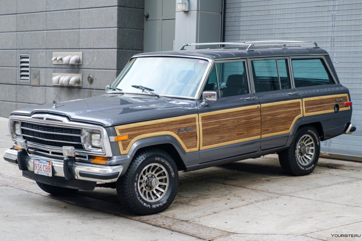 Jeep Grand Wagoneer 1988