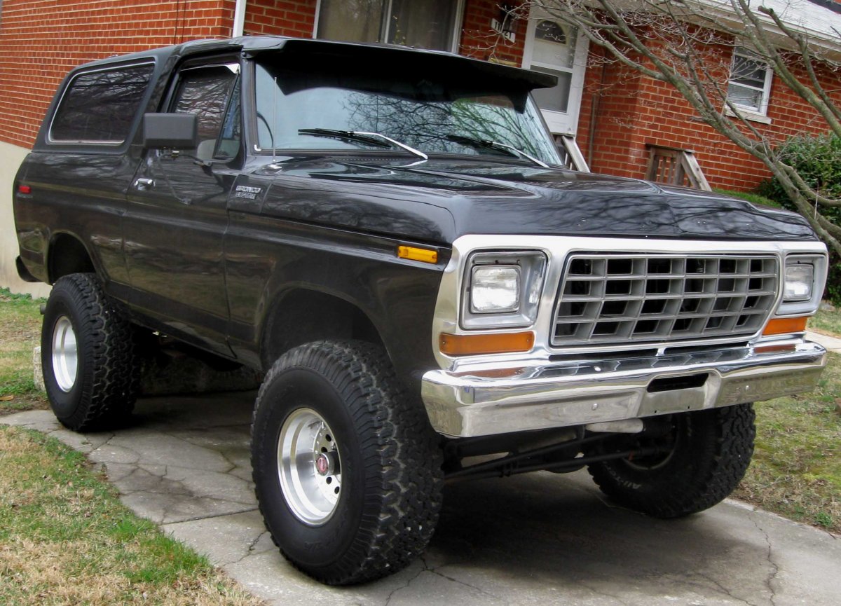 Ford Bronco 70