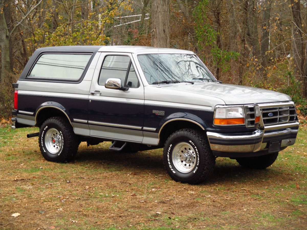 Ford Bronco 2000