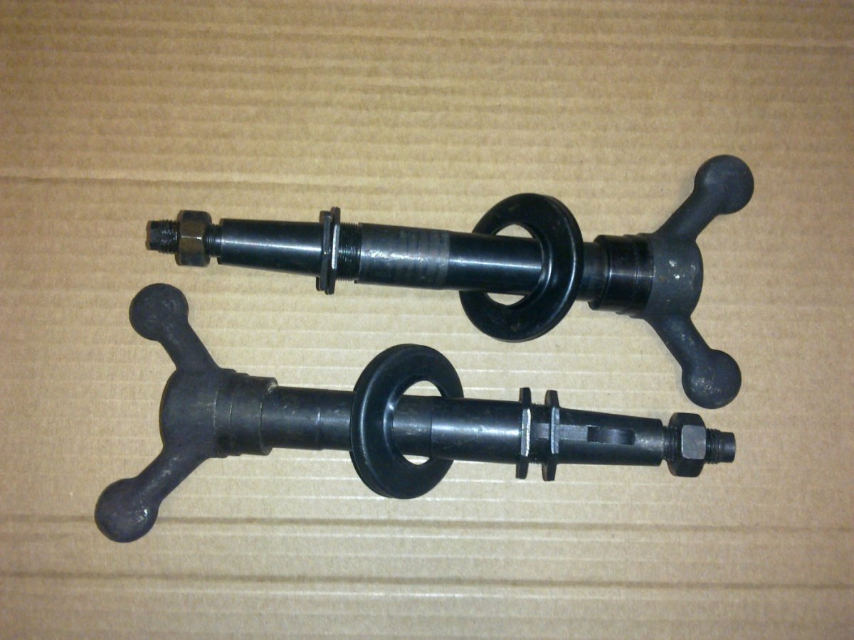 Редуктор запчасти мотороллер муравей полуось