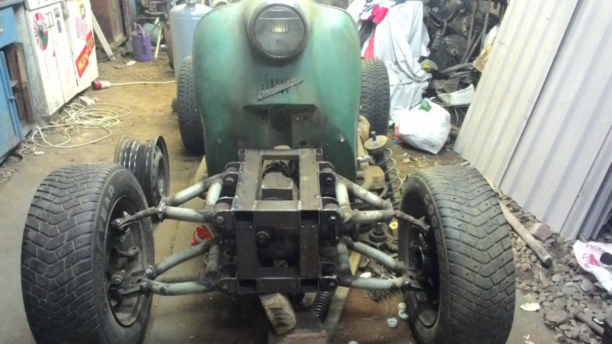 Мотороллер муравей на 4 колесах