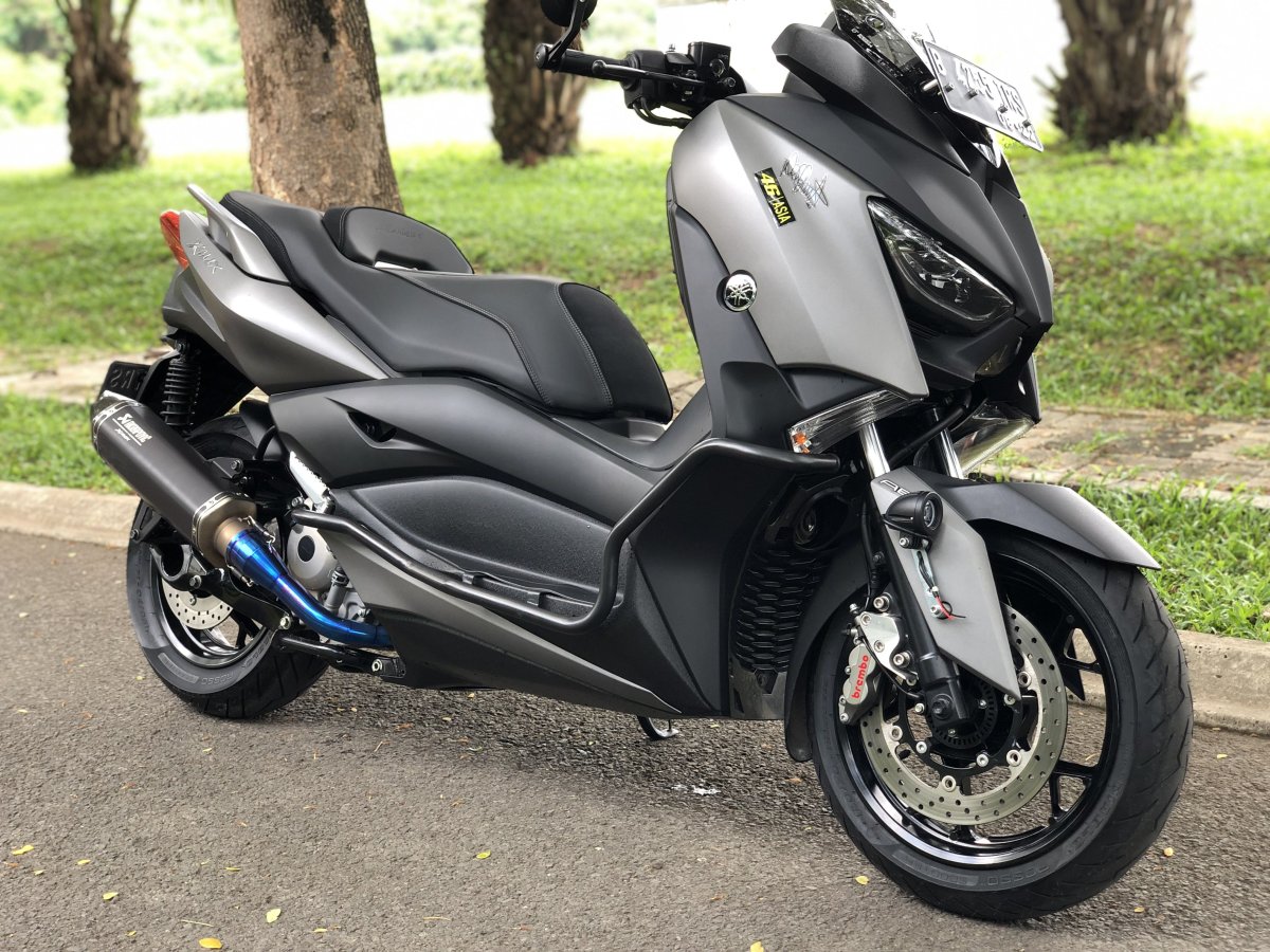 Yamaha XMAX 250