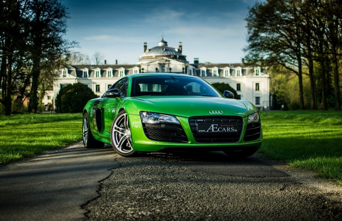 Audi r8 салатовая