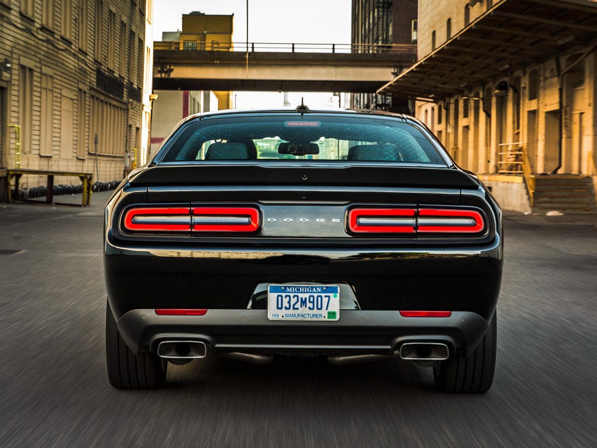 Dodge Challenger 2008 Rear