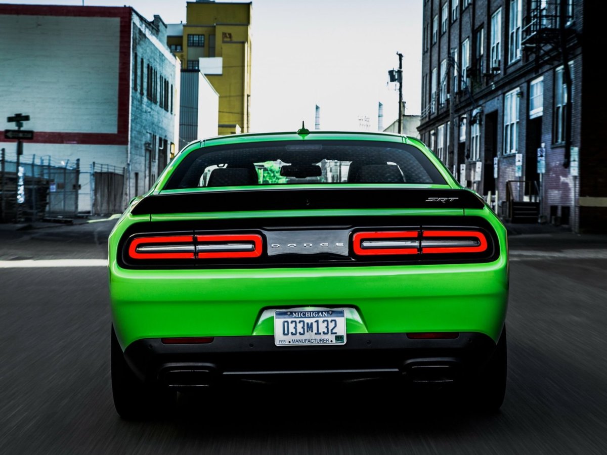 Dodge Challenger Hellcat 2015