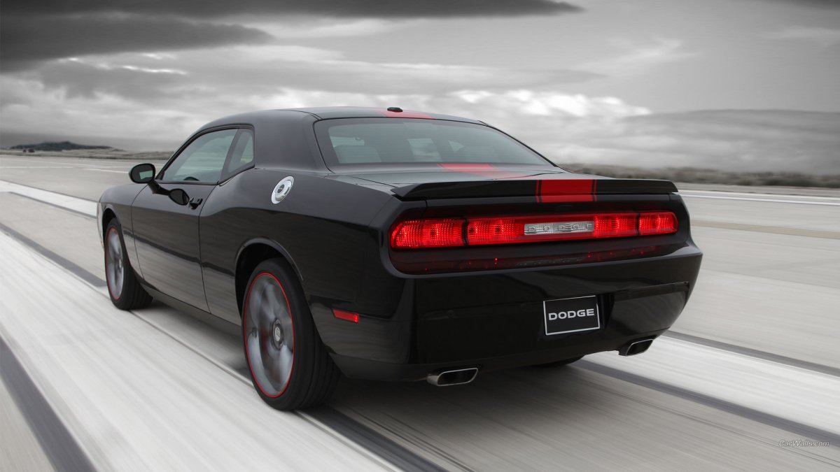 Dodge Challenger 1995