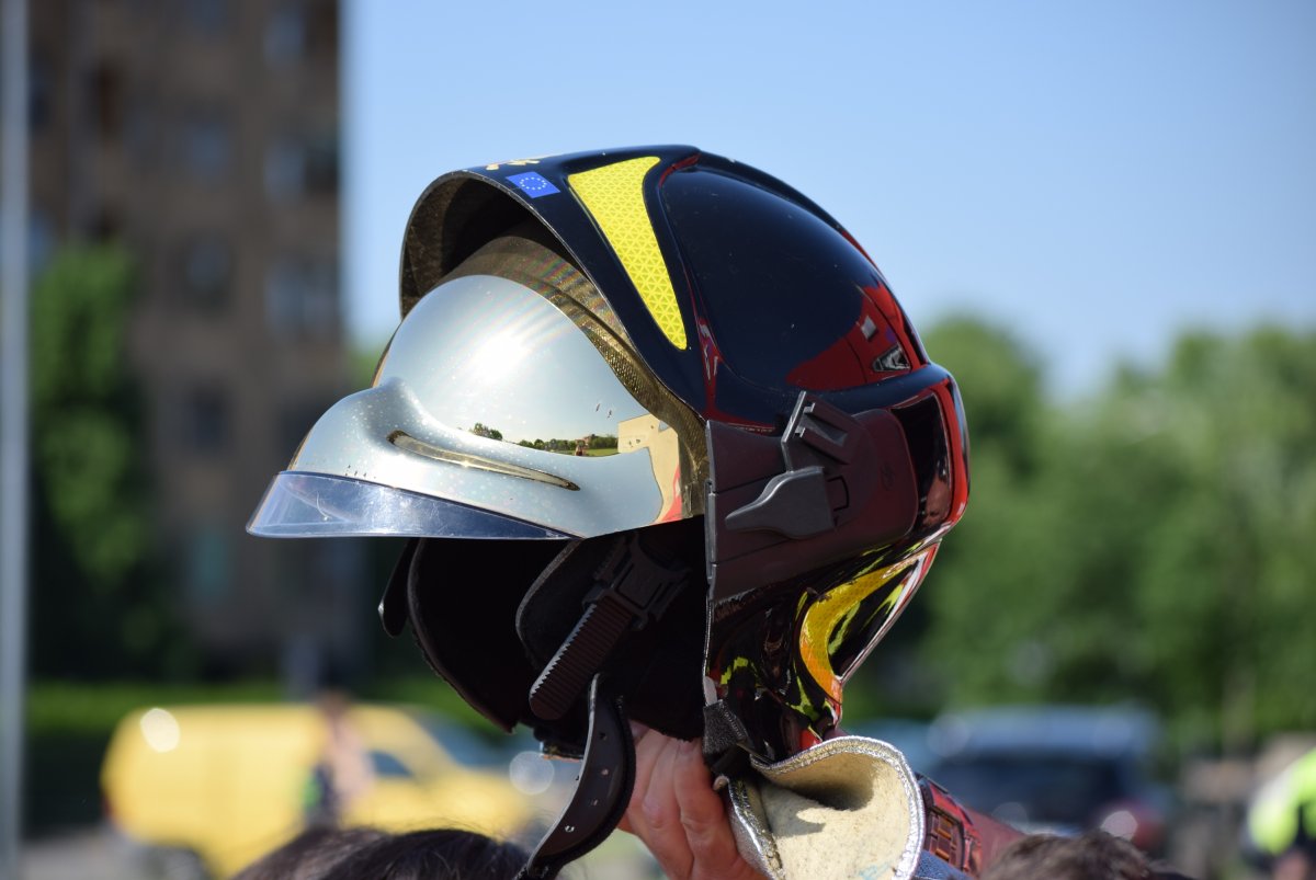 Светоотражатели на шлем каску пожарного