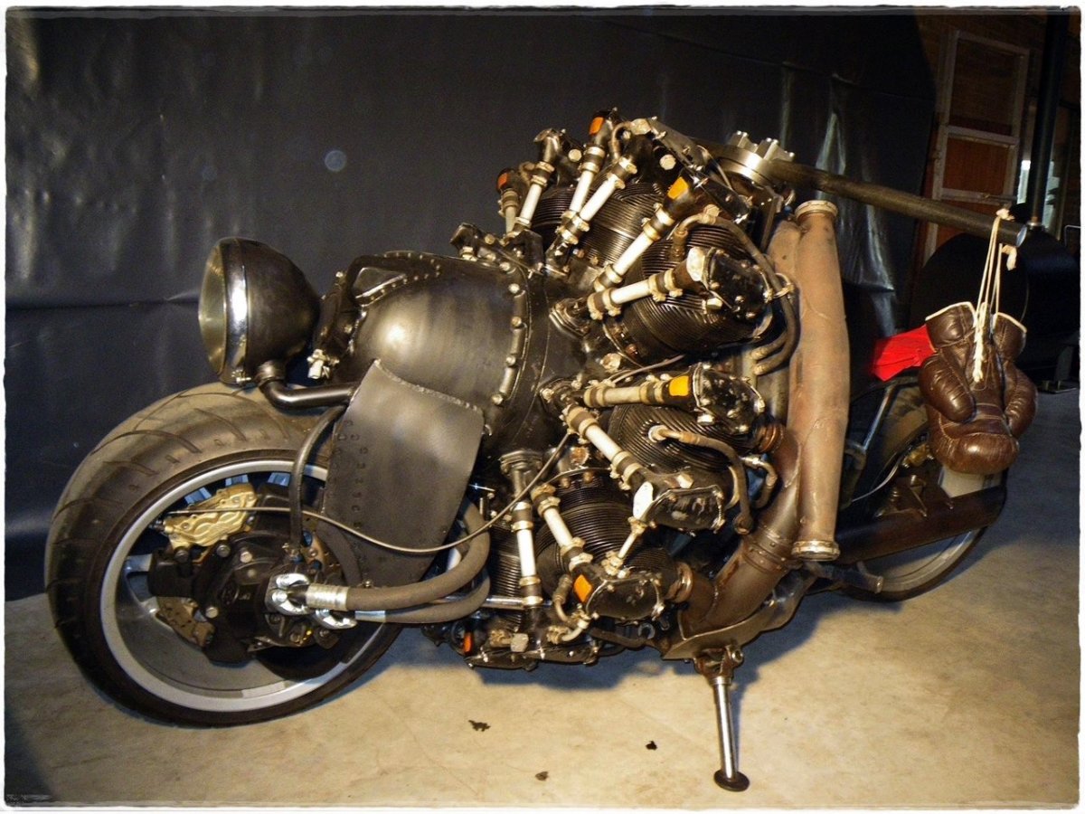 Звездообразный двигатель двухтактный мотоцикл