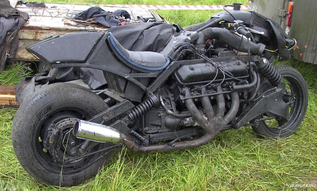 Мотоцикл Урал с двигателем ГАЗ 53