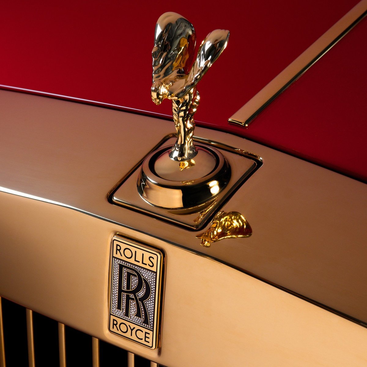 Rolls Royce Phantom в золоте