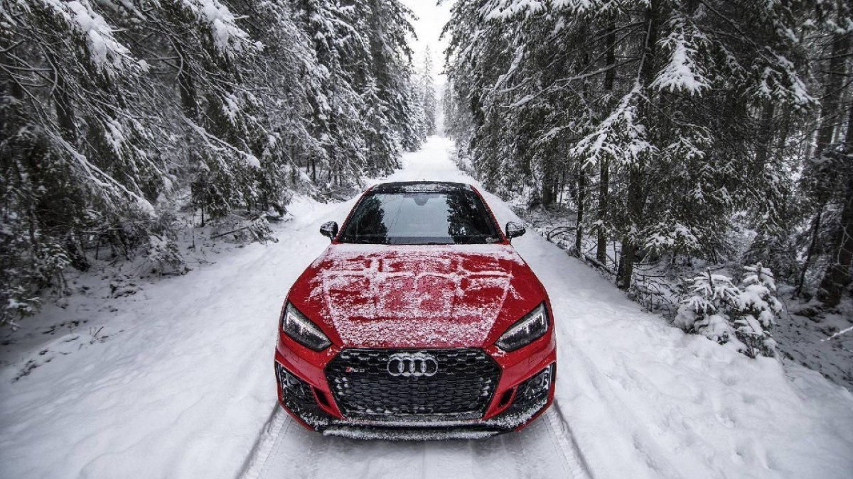 Ауди RS 5 зима