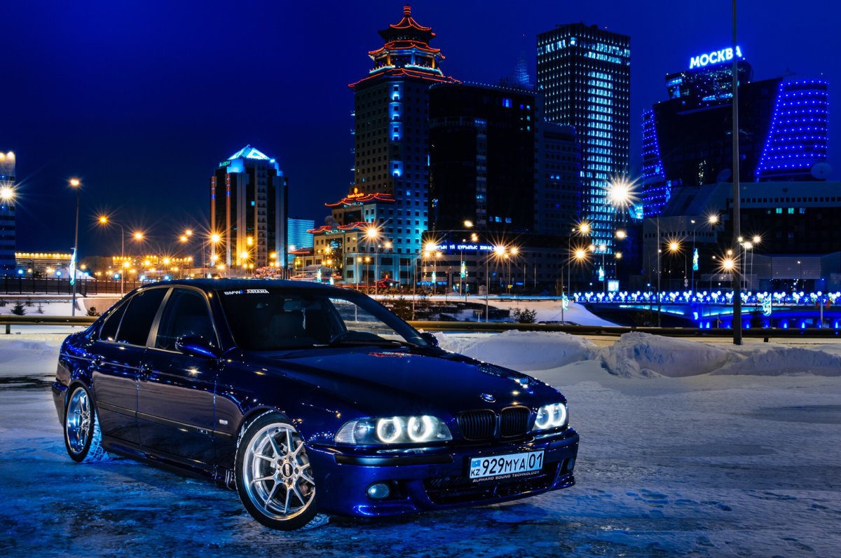 BMW 5 e39 ночью