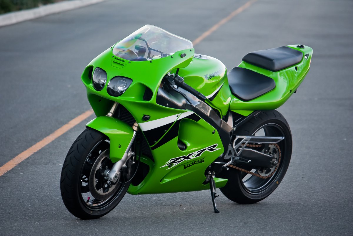 Kawasaki zx7r