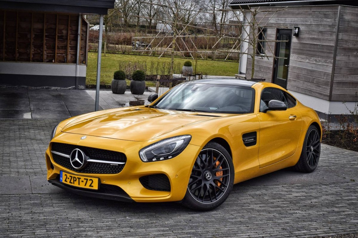 Mercedes Benz AMG GTS