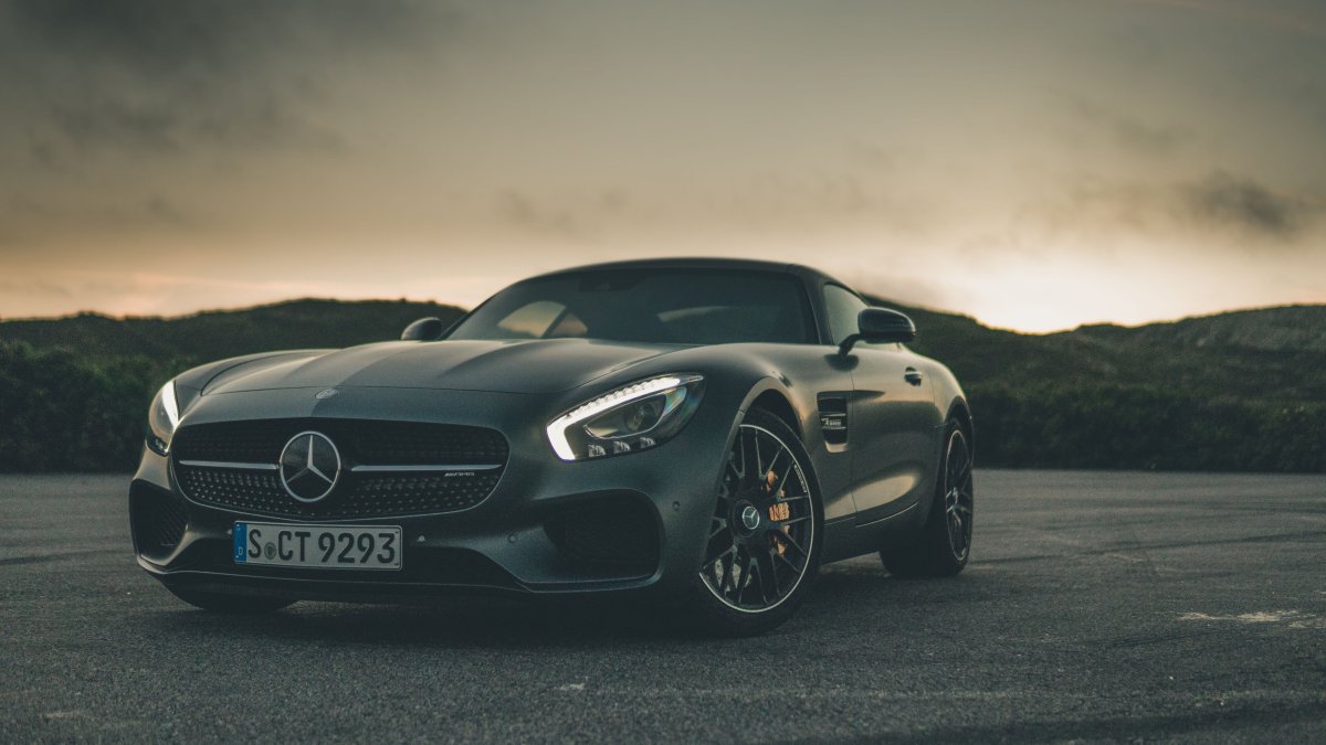 Мерседес AMG gt