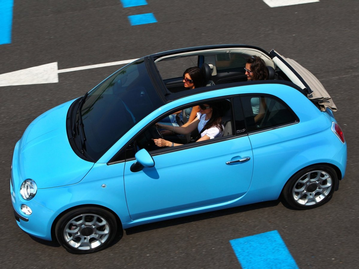 Fiat 500c Cabrio Blue