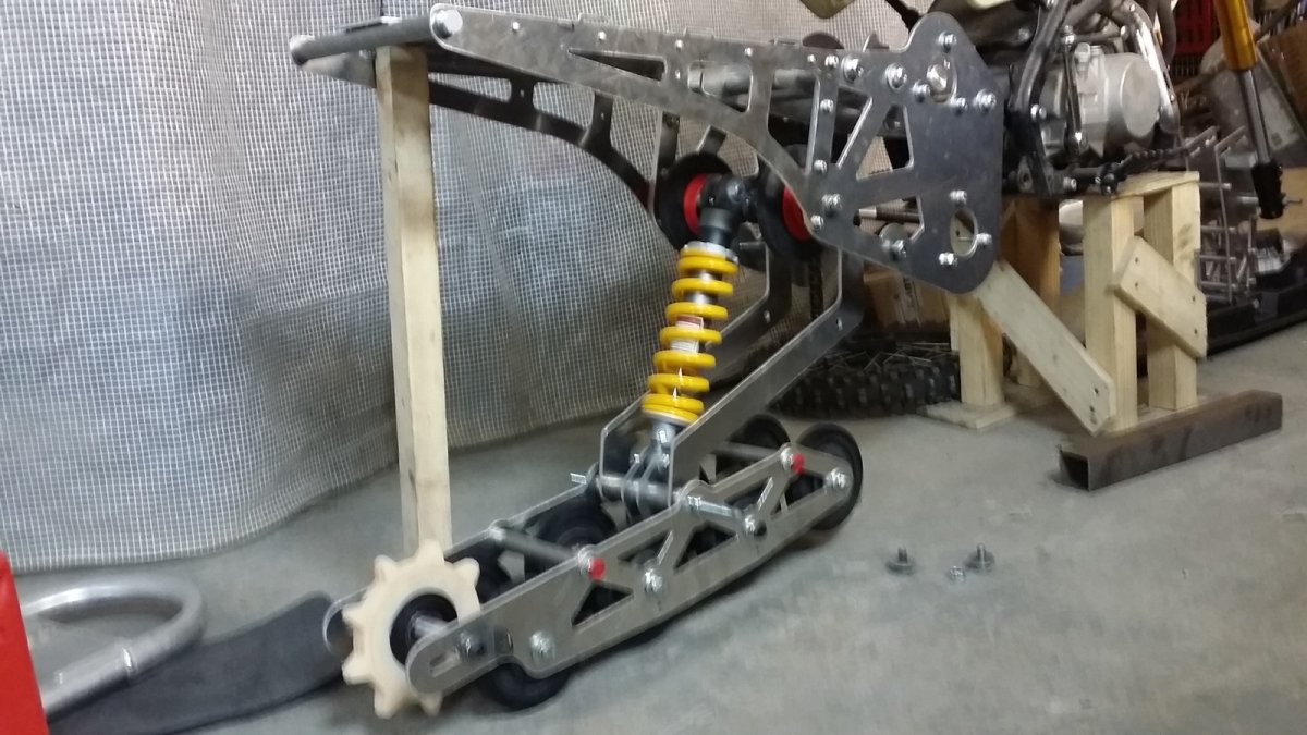 Самодельный гусеничный модуль для кросс 250