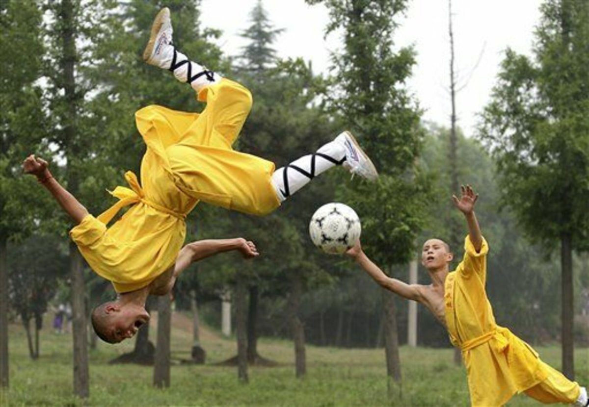 Монахи Шаолинь футбол