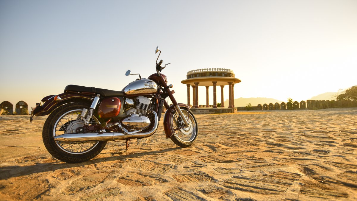 Мотоцикл Jawa на рабочий стол