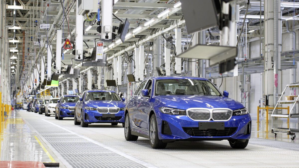 Китайский BMW завод