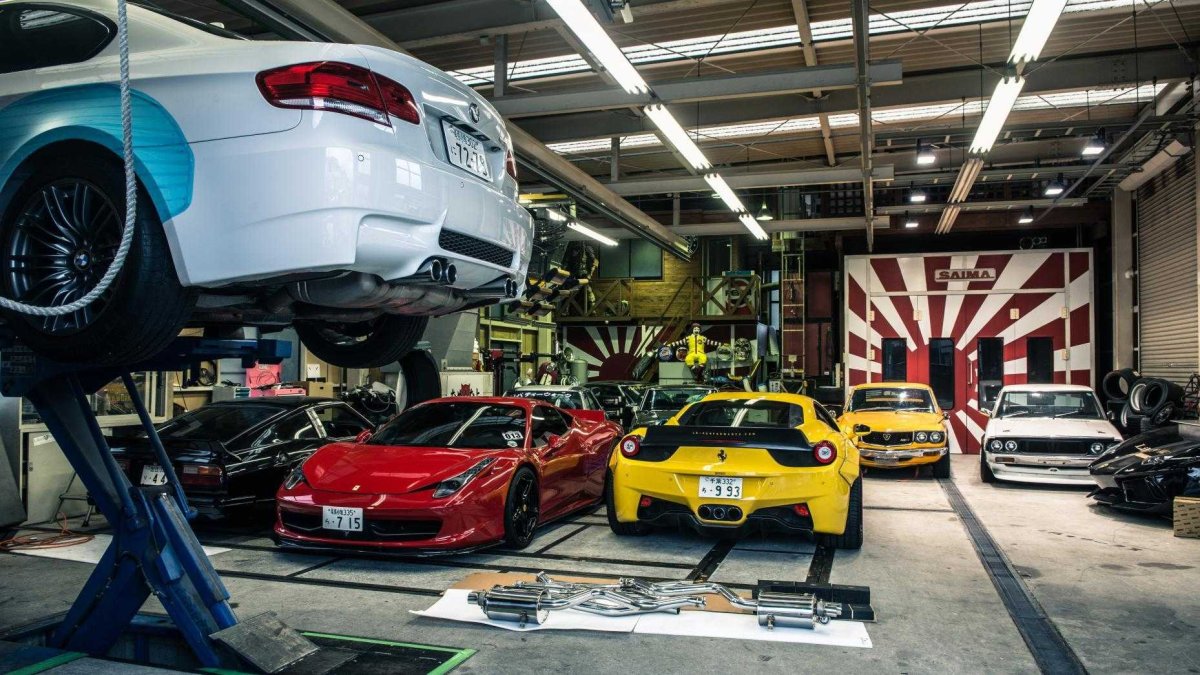 Крутая автомастерская