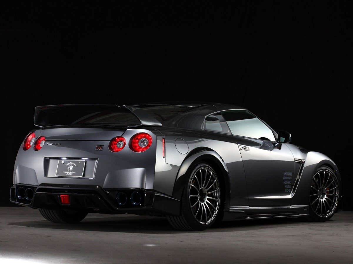 Nissan Skyline gt-r r35