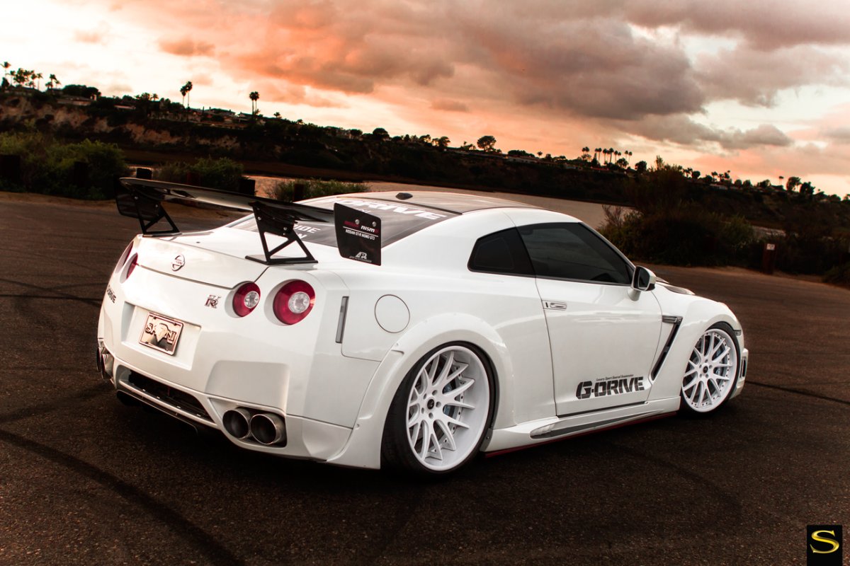 Nissan Skyline gt-r r35