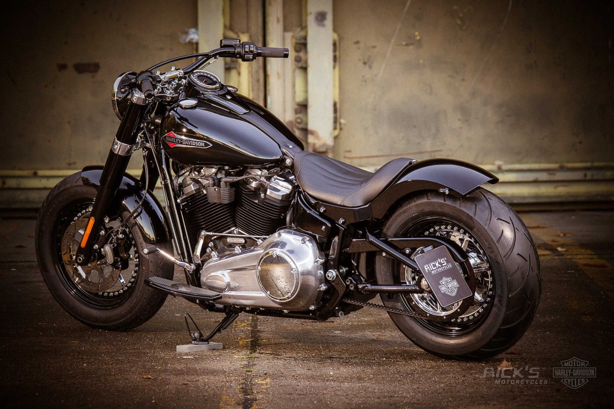 Мотоцикл Harley Davidson Softail Slim