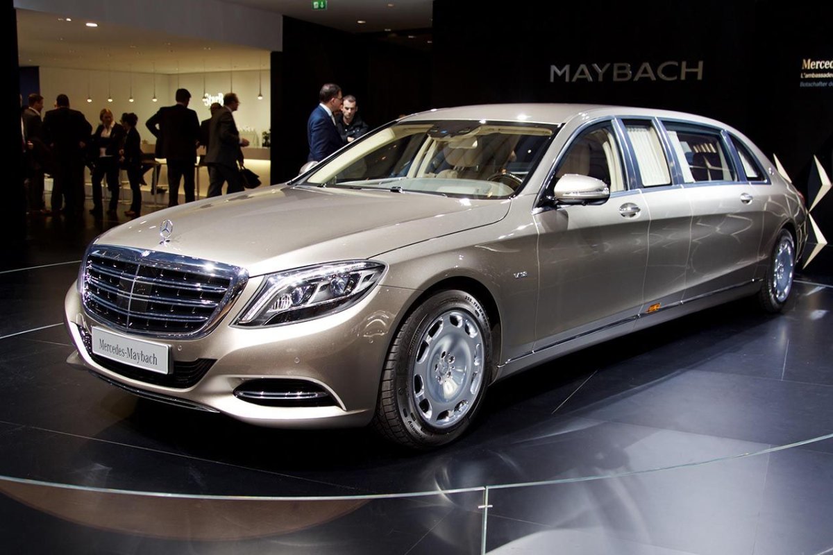 . Mercedes Maybach s600 (2015)