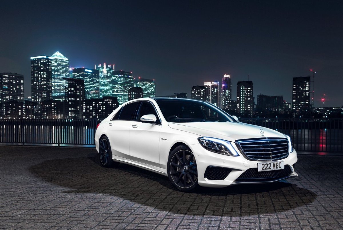 Mercedes Benz s63 AMG