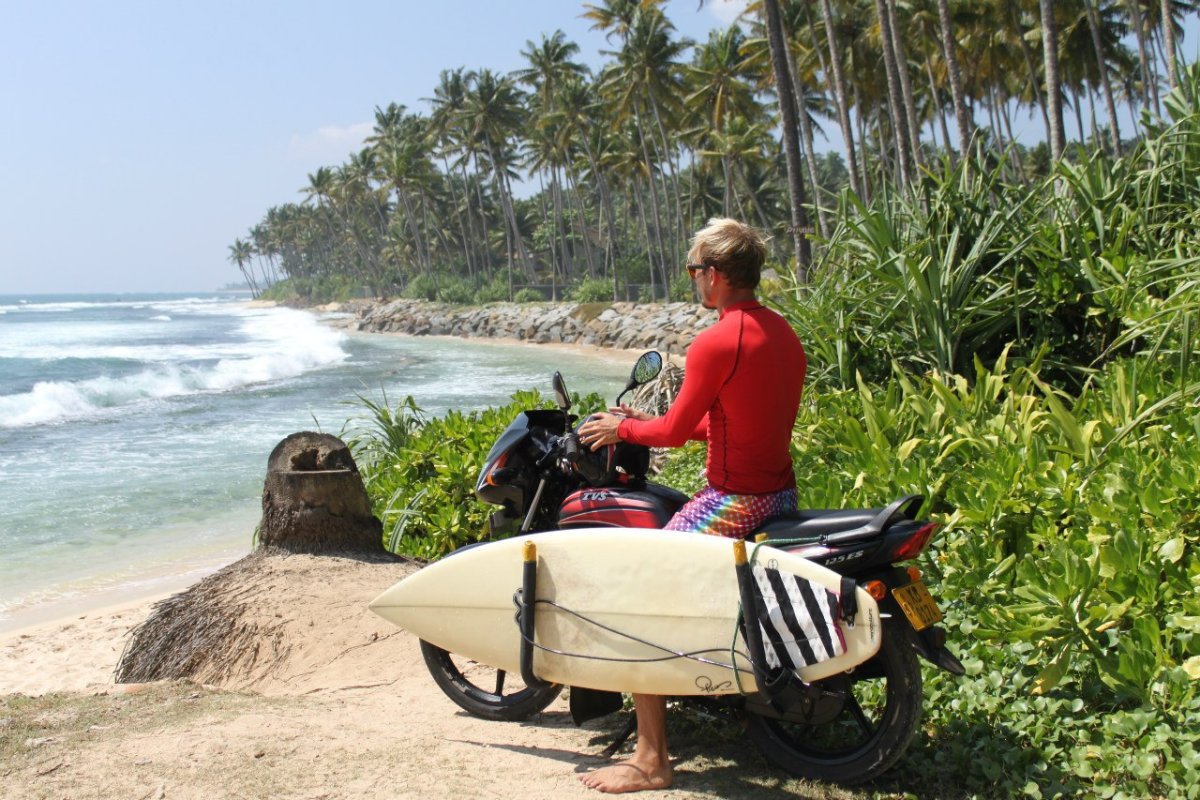 Шри Ланка Хиккадува серфинг