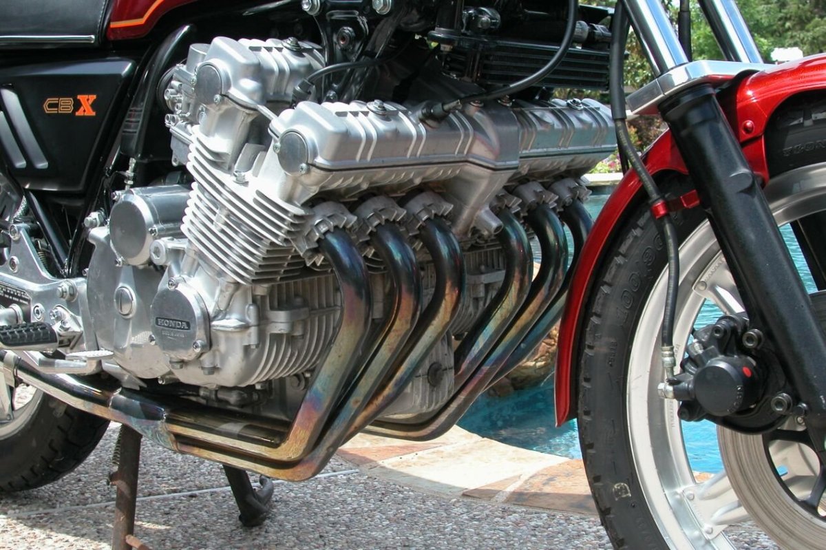 Honda CBX 2000 v12