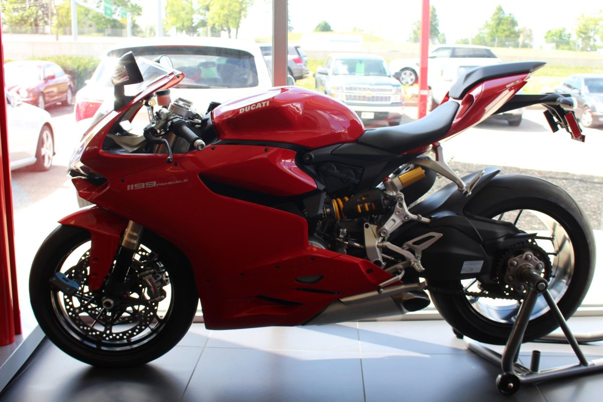 Дукати 1199 Panigale