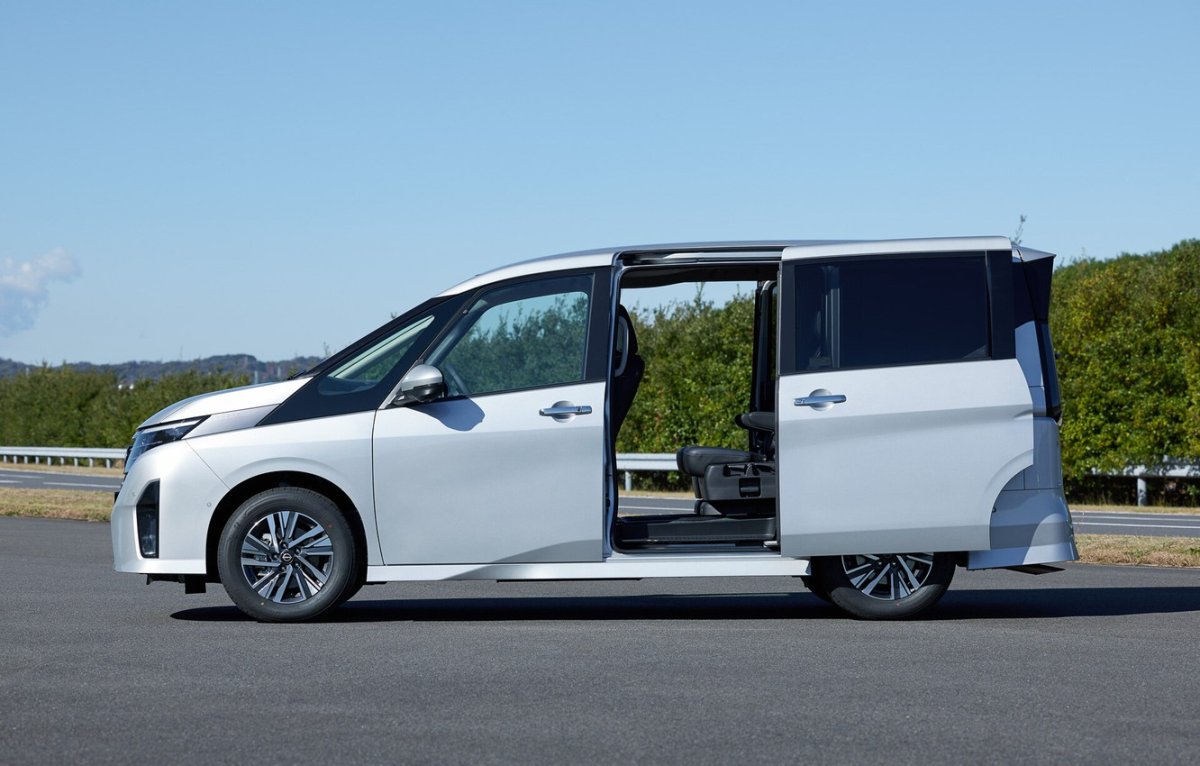 Nissan Serena последнее поколение