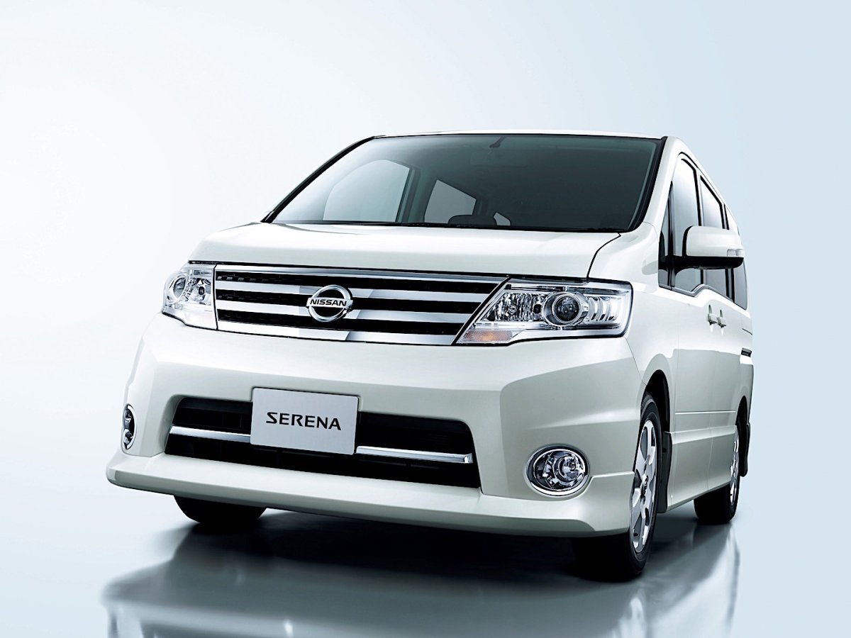 Nissan Serena c25 Highway Star