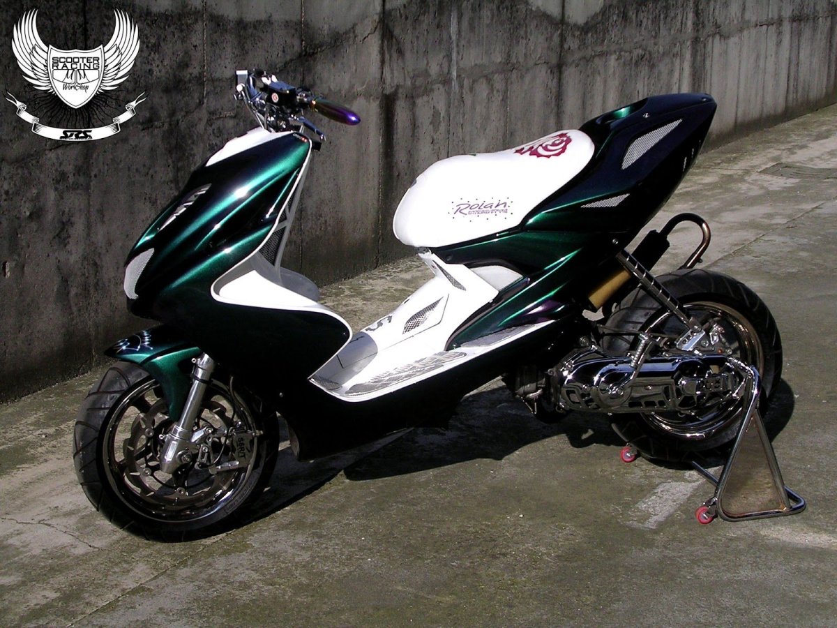 Yamaha Aerox Custom
