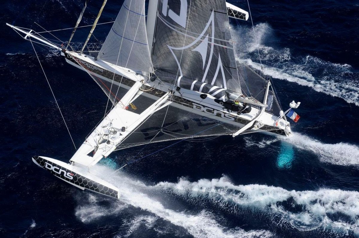 Самый быстрый парусник в мире Hydroptere