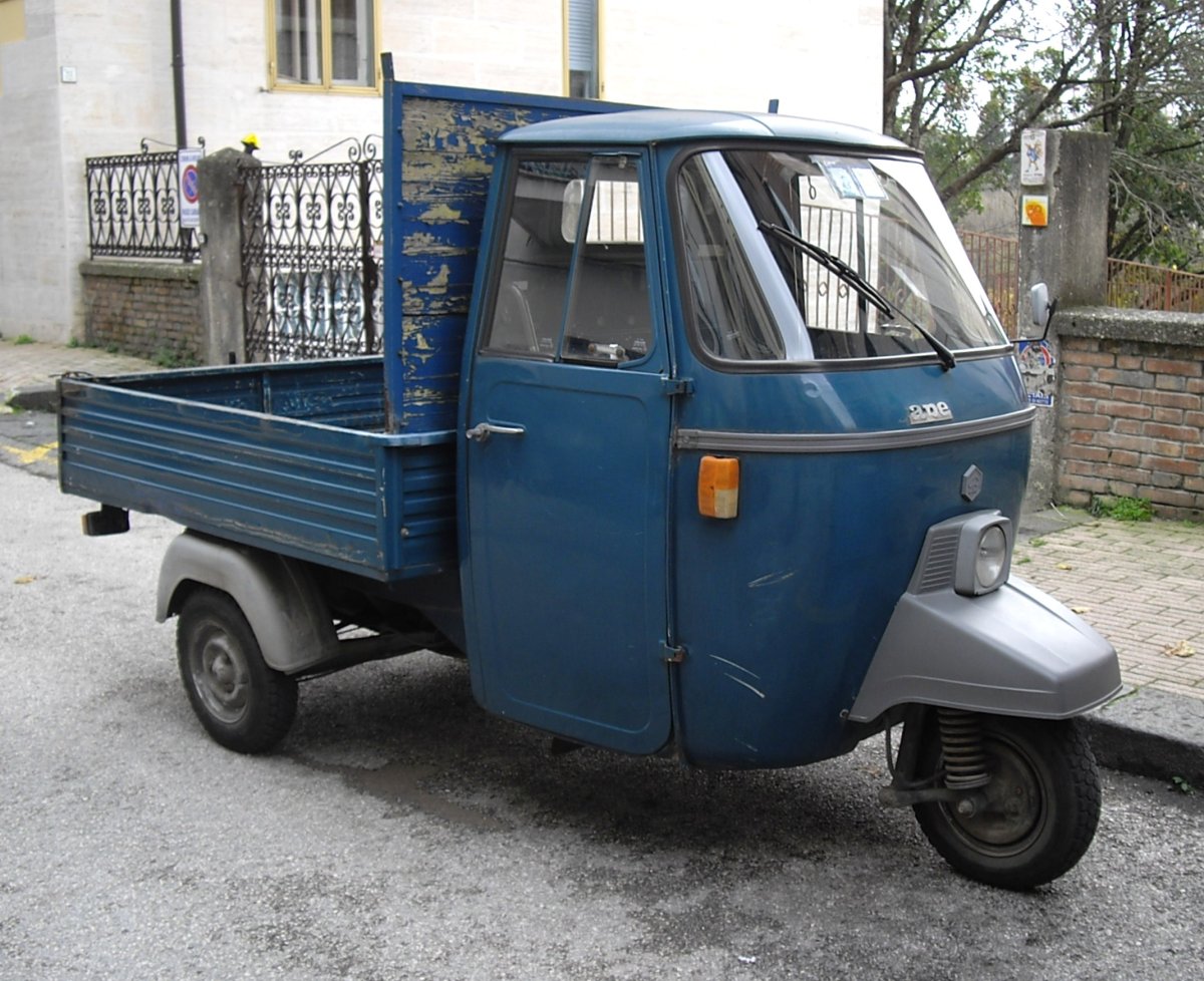 Piaggio Ape 50 — Bufalino кемпер